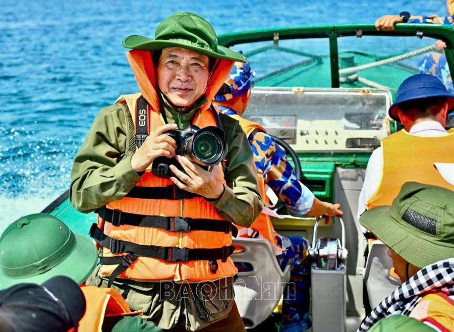 Mùa Xuân miền sơn cước qua ống kính NSNA Trịnh Ngân Liên