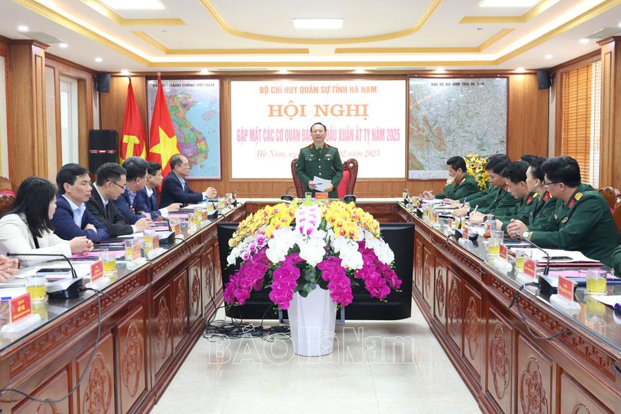 Bộ CHQS tỉnh gặp mặt các cơ quan báo chí đầu Xuân Ất Tỵ