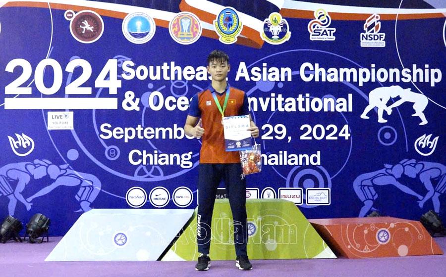 Vận động viên vật trẻ tài năng Nguyễn Minh Hoàng