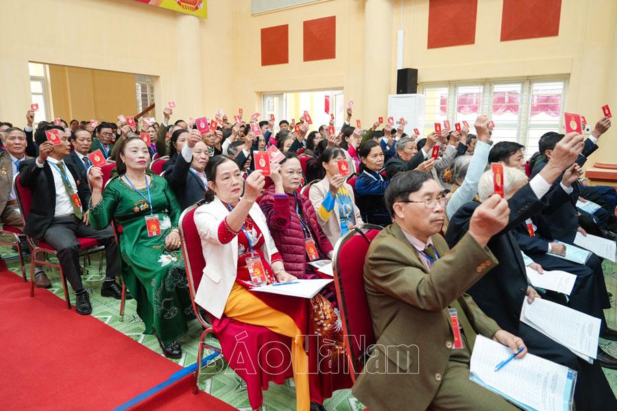 Tăng cường tuyên truyền, bảo vệ nền tảng tư tưởng của Đảng trước đại hội đảng bộ các cấp