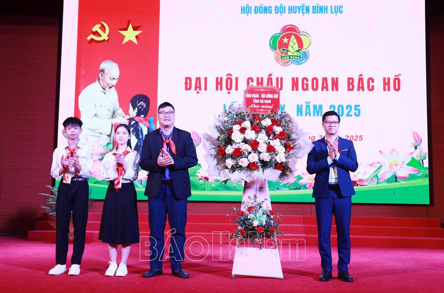 113 đại biểu dự Đại hội Cháu ngoan Bác Hồ huyện Bình Lục lần thứ X