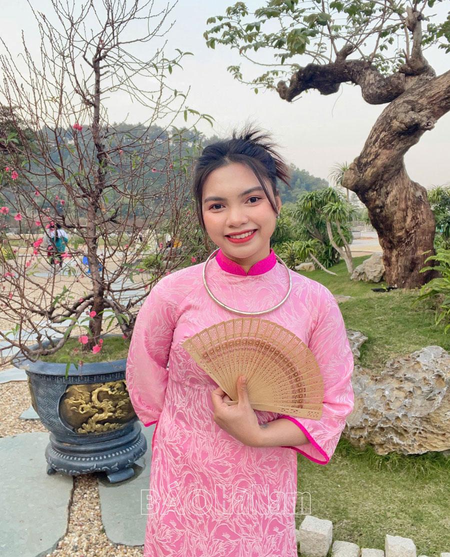 Tiktoker “Thương ở Hà Nam” với đam mê quảng bá vùng đất, con người Hà Nam