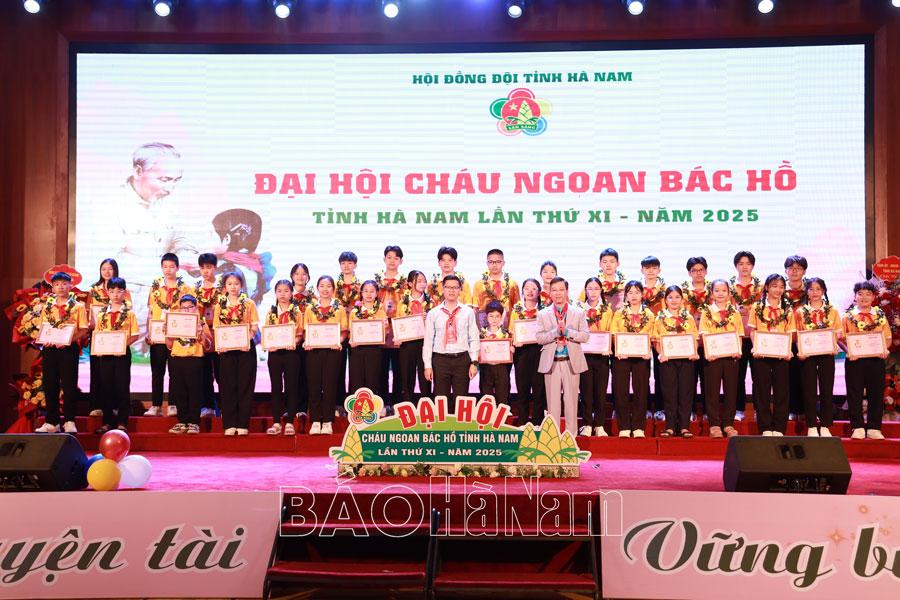 Thiếu nhi Hà Nam thi đua làm theo lời Bác dạy