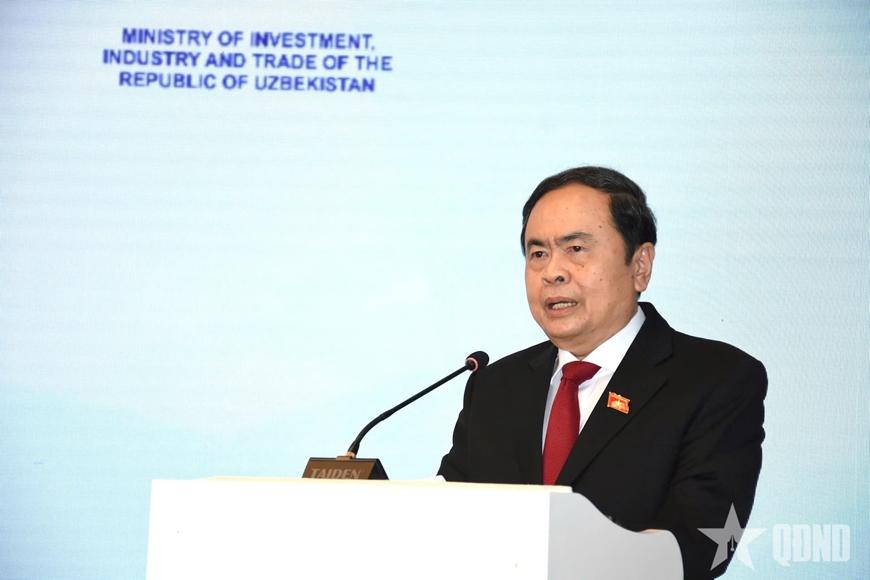 Chủ tịch Quốc hội Trần Thanh Mẫn dự Tọa đàm Doanh nghiệp Việt Nam-Uzbekistan