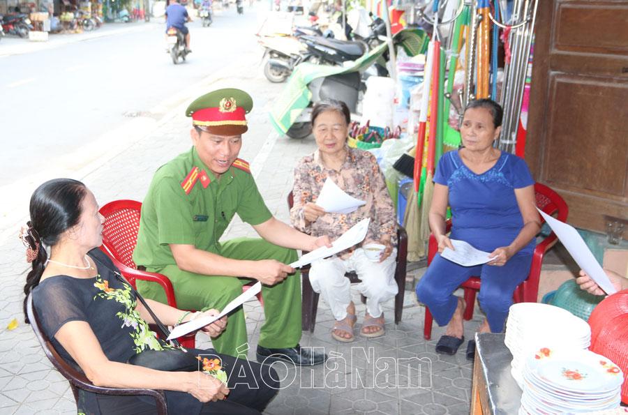 Công an cấp xã hoạt động ổn định sau sắp xếp