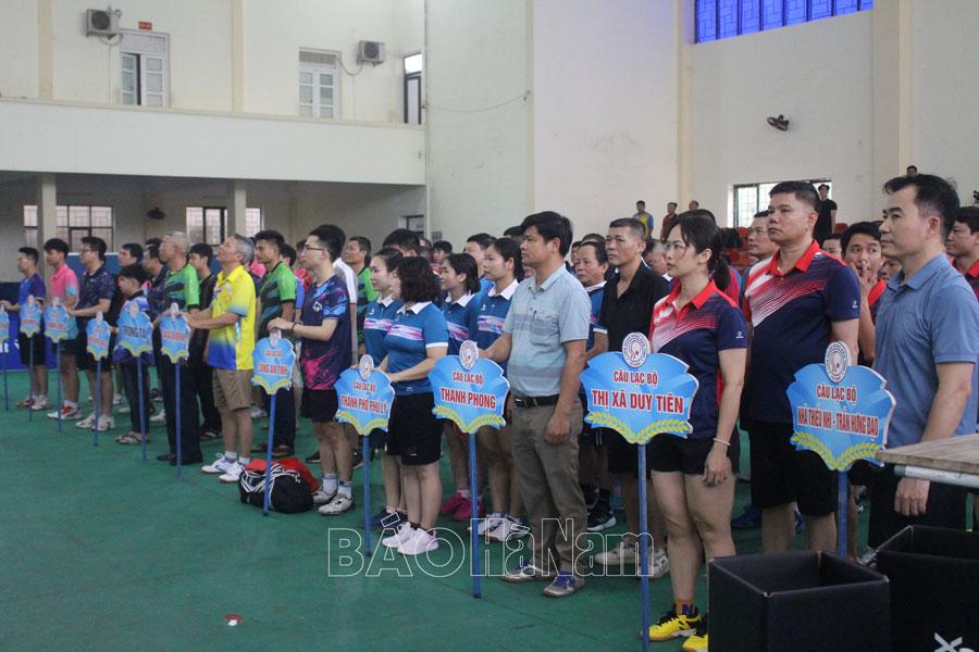 Gần 200 vận động viên tham gia Giải Bóng bàn các Câu lạc bộ năm 2025