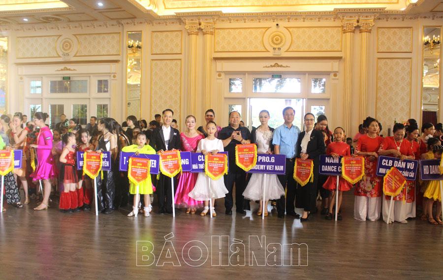 Giải Khiêu vũ thể thao tỉnh Hà Nam mở rộng năm 2025