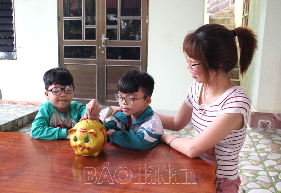 Giáo dục trẻ biết quản lý tài chính