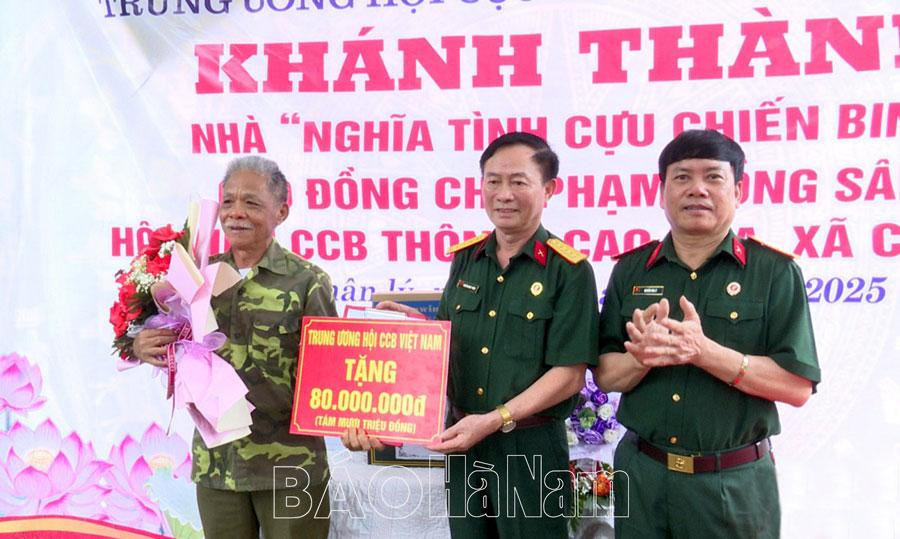 Khánh thành nhà “Nghĩa tình cựu chiến binh” tại xã Chân Lý