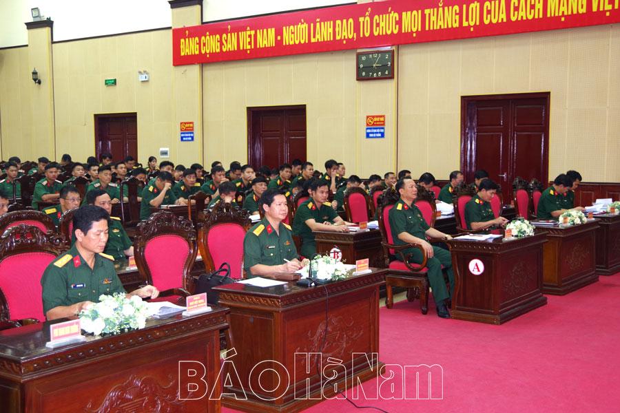 Bộ CHQS tỉnh lấy ý kiến đóng góp vào Dự thảo Nghị quyết sửa đổi, bổ sung một số điều của Hiến pháp năm 2013