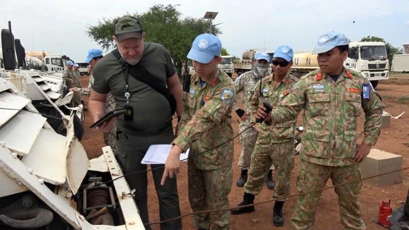 Đội Công binh Việt Nam đáp ứng tốt các yêu cầu về trang bị trong đợt kiểm tra của Liên hợp quốc