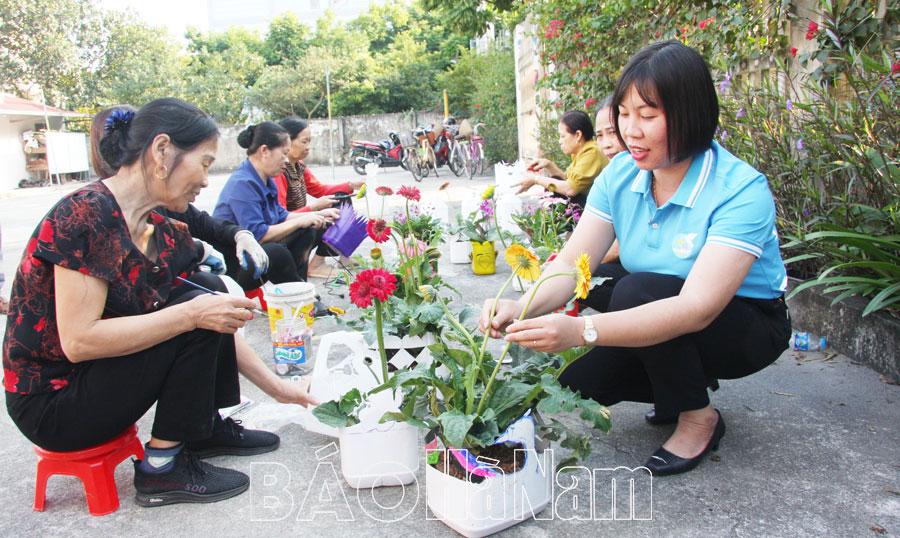 Chủ tịch Hội LHPN nhiệt tình, tận tụy với công tác hội