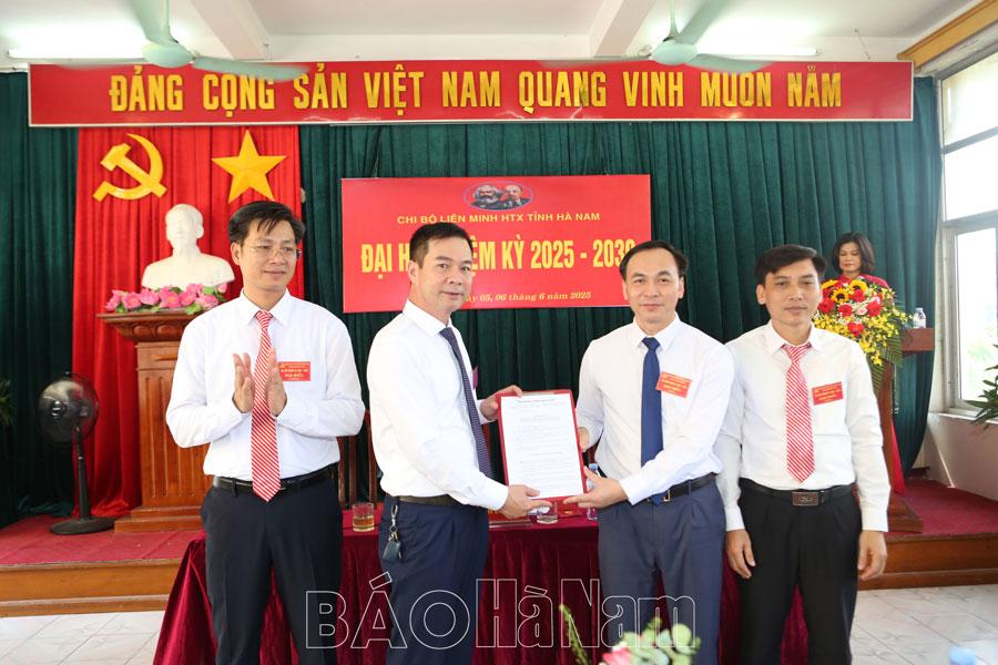 Đại hội Chi bộ Liên minh HTX tỉnh nhiệm kỳ 2025 – 2030