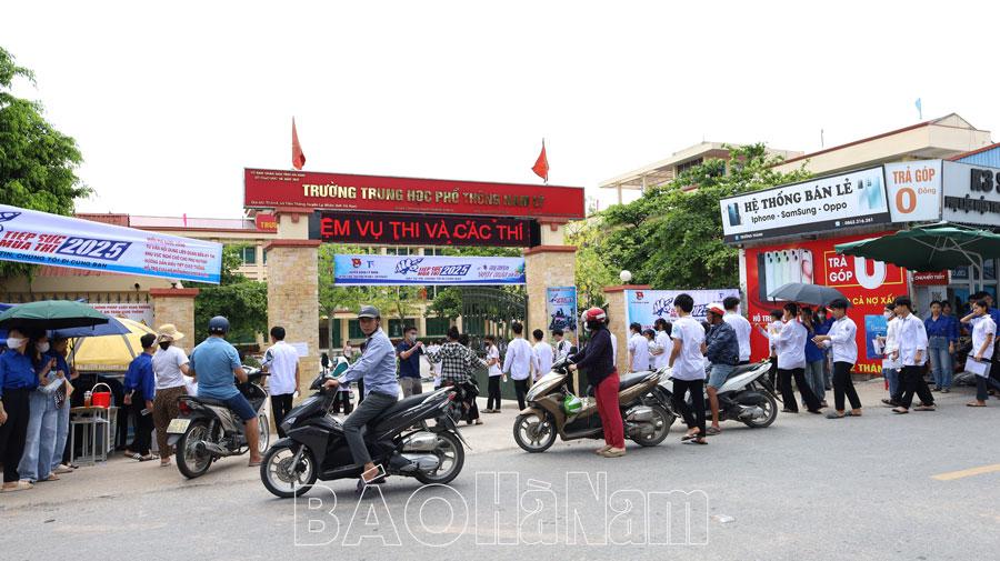 1.921 thí sinh của Lý Nhân bước vào kỳ thi tuyển sinh lớp 10 THPT năm học 2025-2026