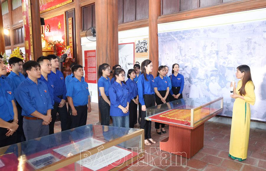 Bình Lục phát huy giá trị di tích lịch sử văn hóa địa phương