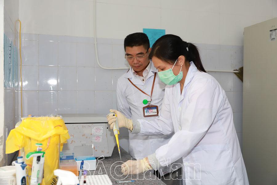 Hướng tới loại trừ lây truyền HIV từ mẹ sang con vào năm 2030