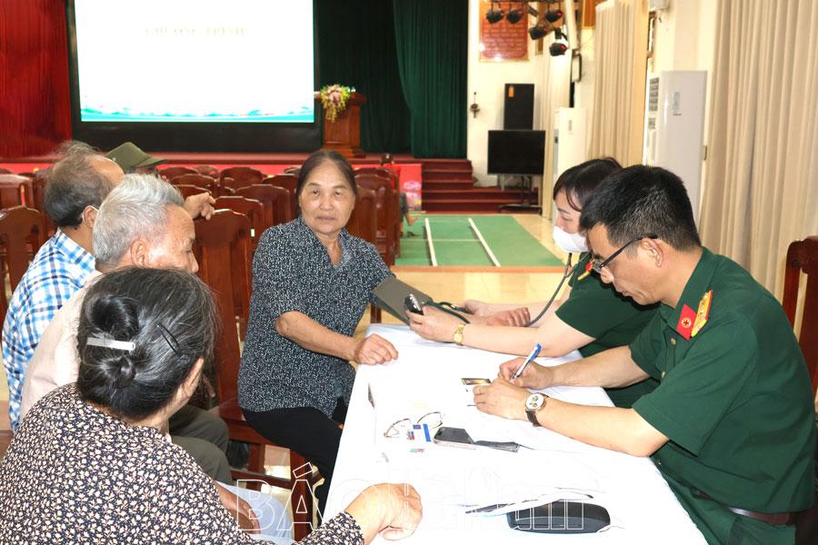 Đẩy mạnh hoạt động công tác tuyên giáo trong lực lượng vũ trang tỉnh