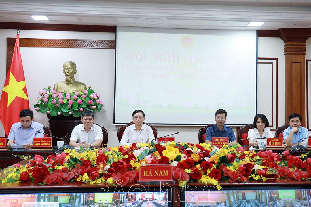 Thủ tướng Chính phủ chủ trì hội nghị toàn quốc về công tác tổ chức Kỳ thi tốt nghiệp THPT năm 2025