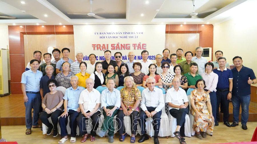 Trại sáng tác văn học nghệ thuật Hà Nam năm 2025