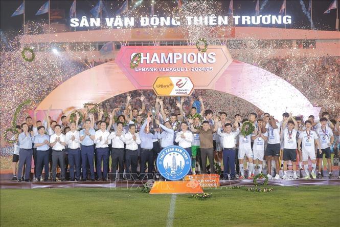 V.League 1-2024/2025 và những điểm nhấn