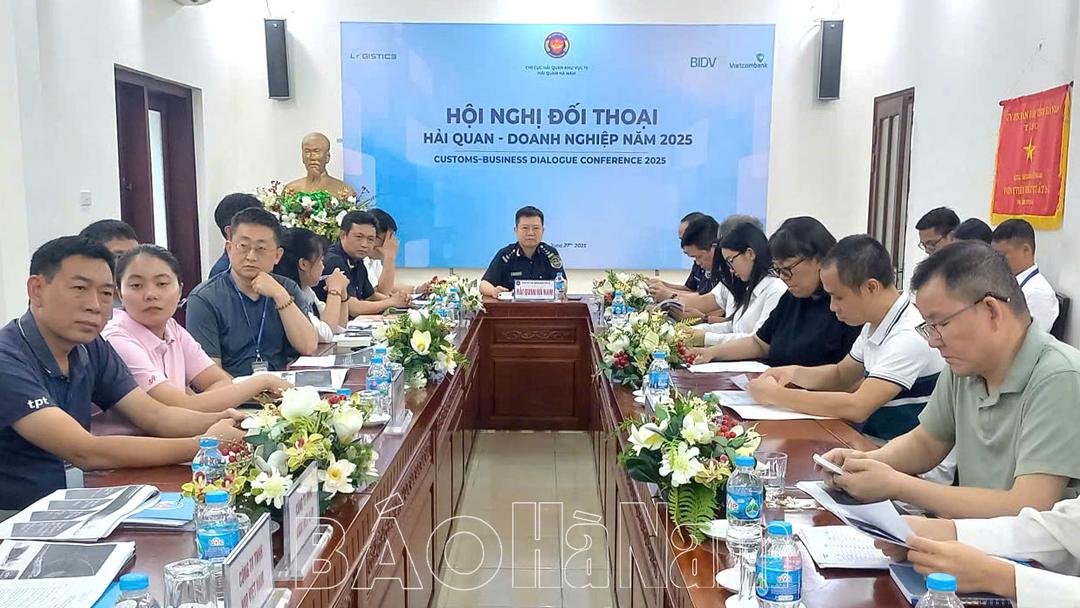 Hải quan Hà Nam đối thoại với đại diện nhóm doanh nghiệp Đài Loan