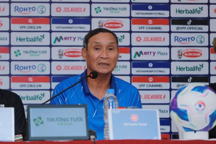 HLV Mai Đức Chung: Đội tuyển nữ Việt Nam đặt mục tiêu đứng đầu bảng