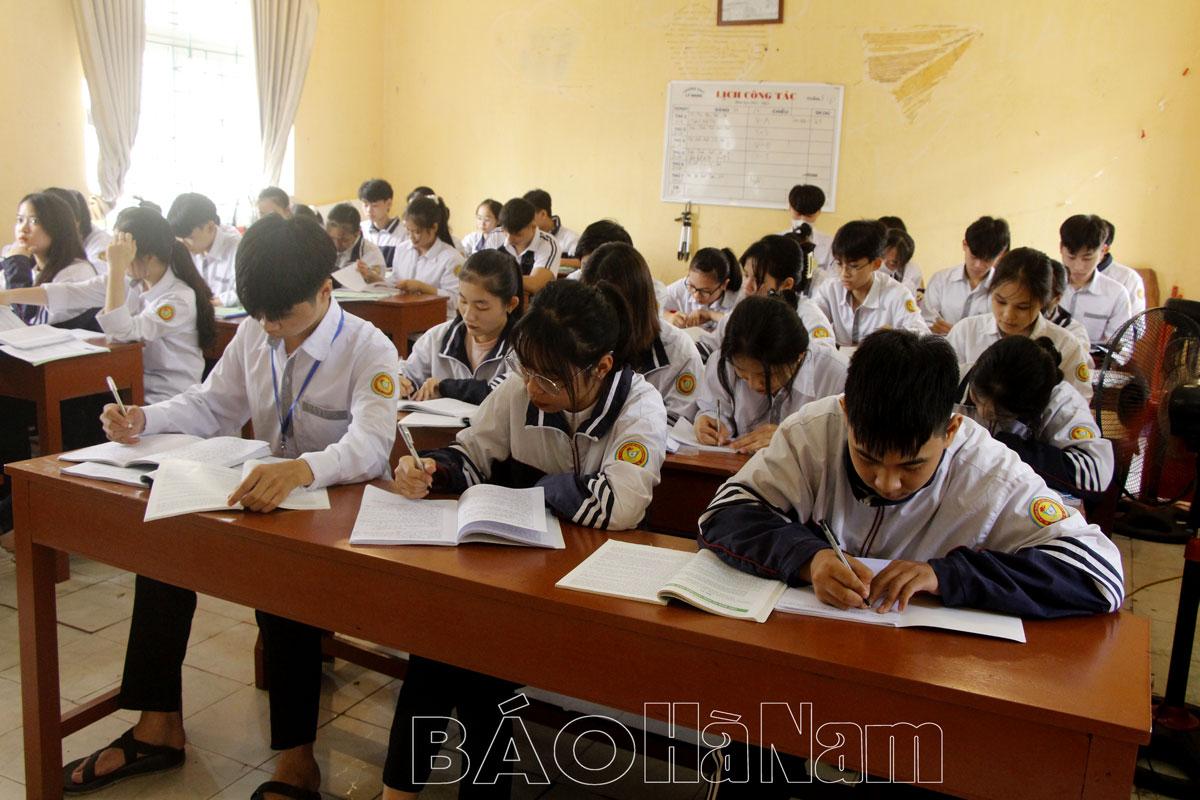 Phương pháp dạy và học môn Ngữ văn: Nhìn từ kết quả thi tốt nghiệp THPT năm 2023 ở Hà Nam