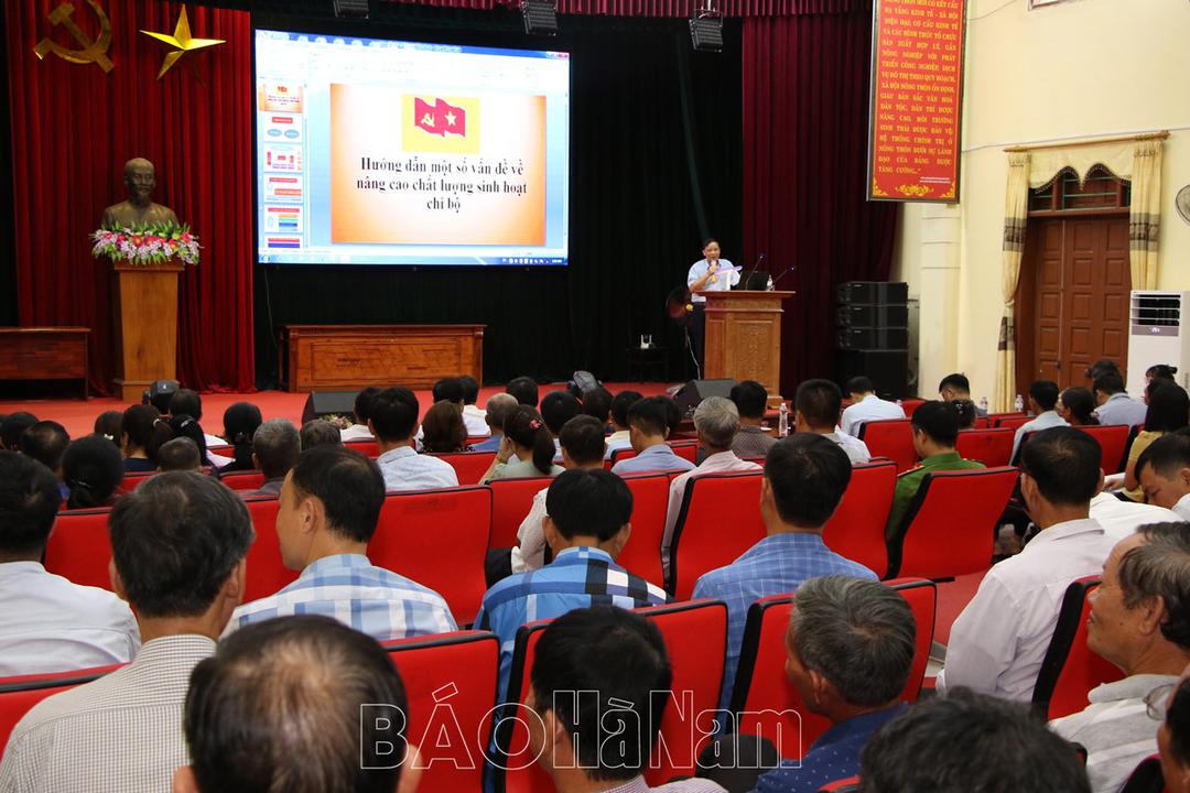 Bình Lục tập huấn nghiệp vụ nâng cao chất lượng tổ chức và sinh hoạt chi bộ