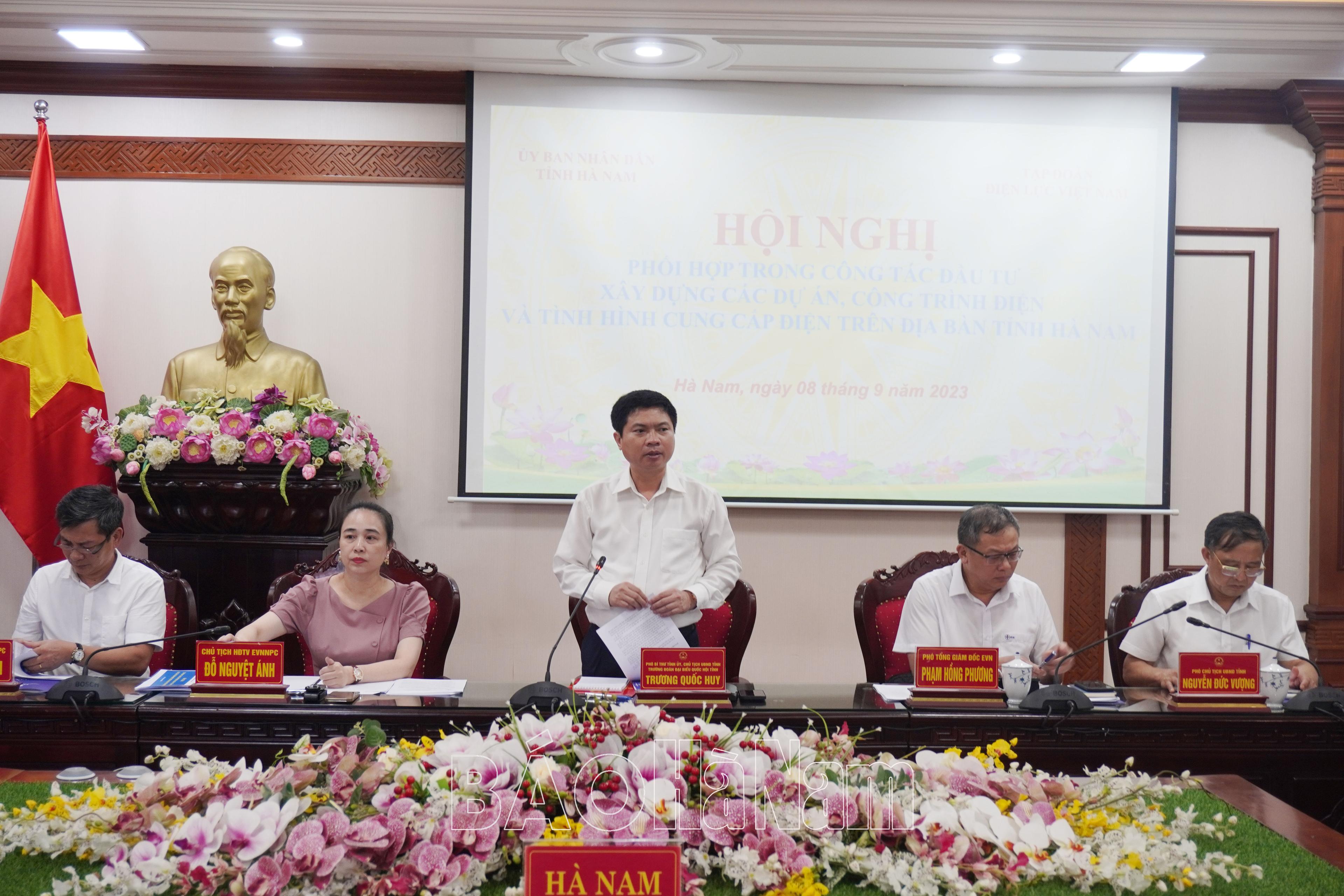 Tập đoàn Điện lực Việt Nam làm việc với UBND tỉnh