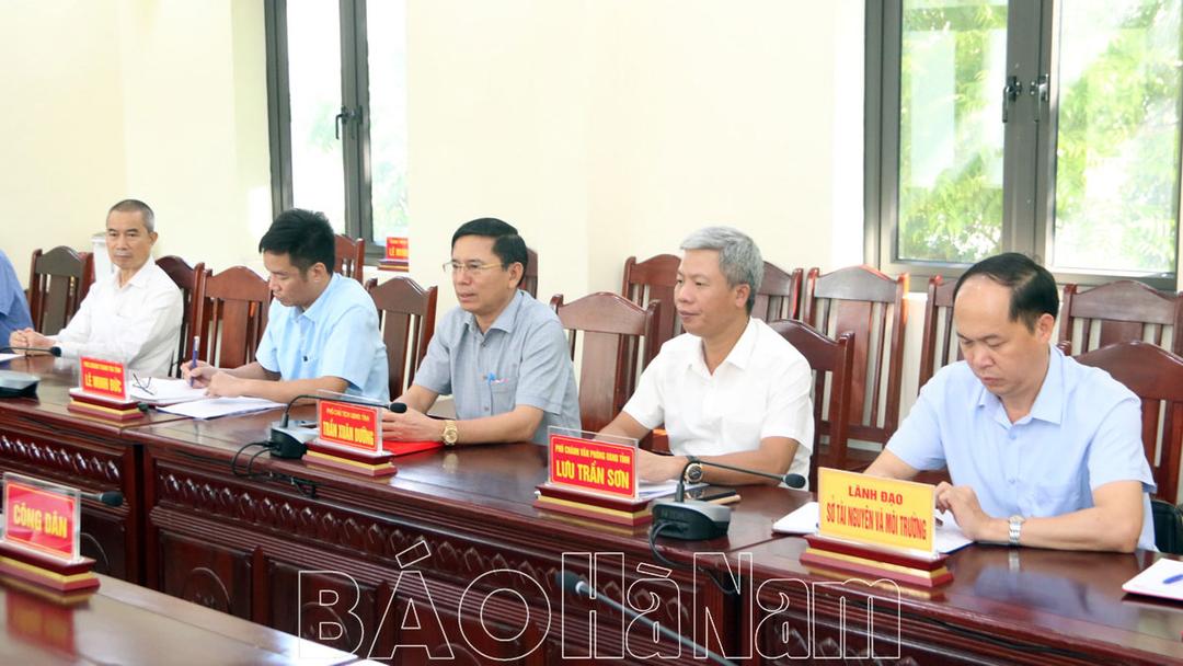 Đồng chí Phó Chủ tịch UBND tỉnh Trần Xuân Dưỡng tiếp công dân định kỳ tháng 9/2023