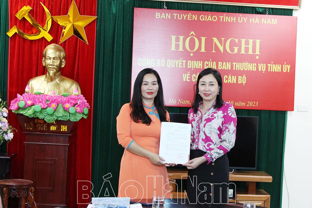 Công bố Quyết định bổ nhiệm chức vụ Phó trưởng Ban Tuyên giáo Tỉnh ủy