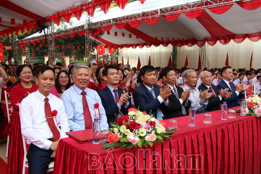 Trường THCS Nam Cao long trọng kỷ niệm 30 năm Ngày thành lập