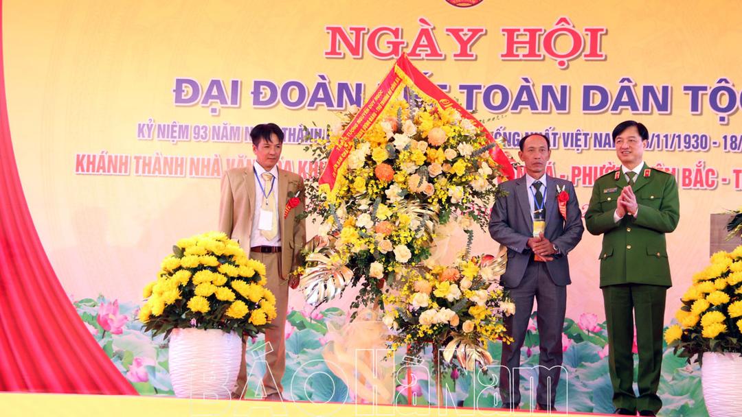 Thứ trưởng Bộ Công an Nguyễn Duy Ngọc dự Ngày hội Đại đoàn kết toàn dân tộc tại Duy Tiên