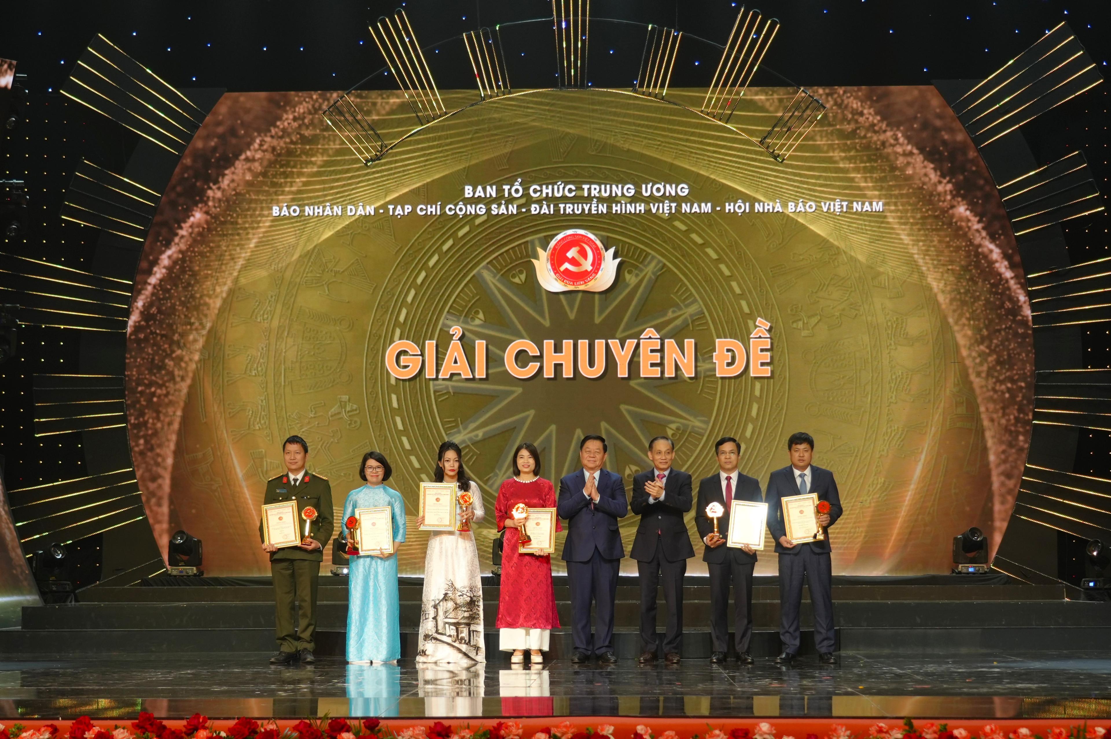 Báo Hà Nam đoạt Giải chuyên đề tại Giải Búa Liềm vàng lần thứ VIII năm 2023