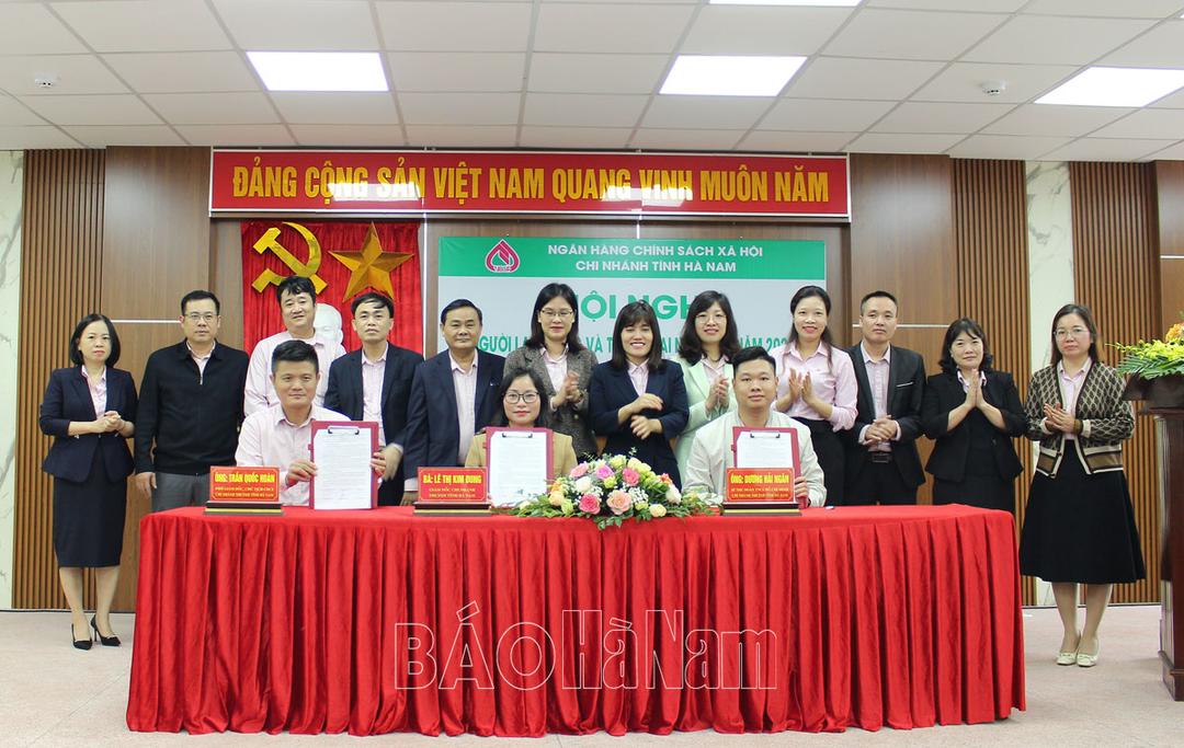 Ngân hàng Chính sách xã hội chi nhánh Hà Nam tổ chức hội nghị người lao động và triển khai nhiệm vụ năm 2024