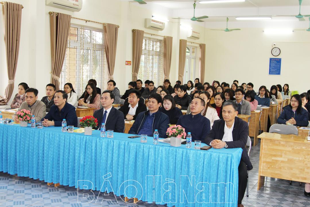 Đảng ủy Khối các cơ quan tỉnh khai giảng lớp bồi dưỡng lý luận chính trị dành cho đảng viên mới