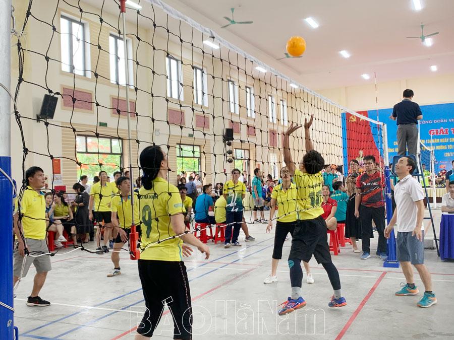 Khai mạc Giải thể thao Công đoàn Viên chức tỉnh năm 2024