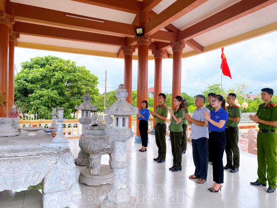 Đoàn Thanh niên xã Mộc Nam phối hợp tổ chức hoạt động “đền ơn đáp nghĩa”