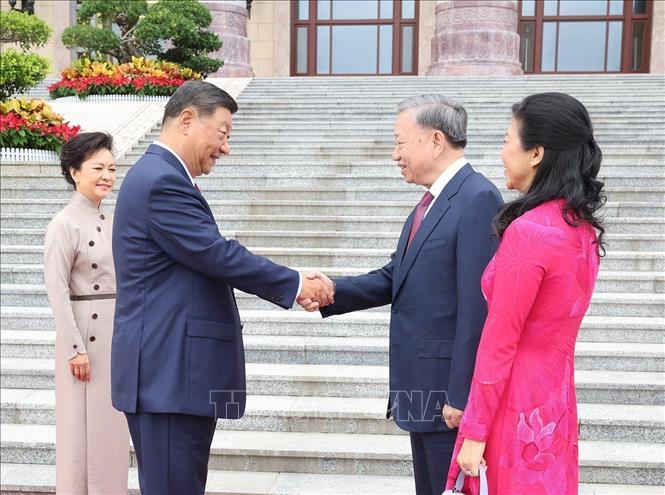Tổng Bí thư, Chủ tịch nước Trung Quốc Tập Cận Bình chủ trì Lễ đón chính thức Tổng Bí thư, Chủ tịch nước Tô Lâm