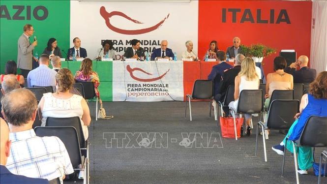 Ấn tượng gia vị Việt Nam tại Hội chợ quốc tế về ớt và gia vị Rieti, Italy