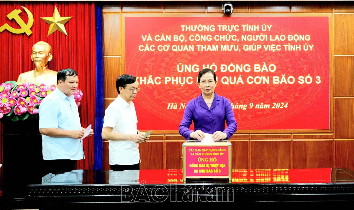 Thường trực Tỉnh ủy phát động ủng hộ đồng bào khắc phục hậu quả cơn bão số 3