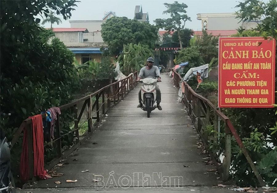 Sớm cải tạo, nâng cấp những cây cầu bắc qua sông Châu ở Bình Lục