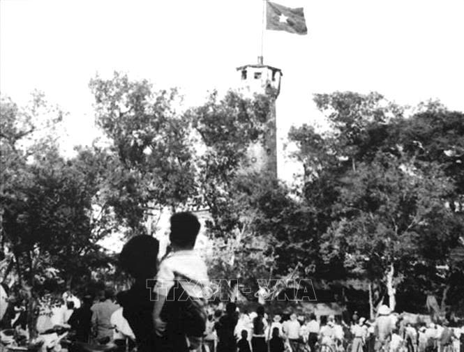 Xứng danh Thủ đô anh hùng, ngàn năm văn hiến