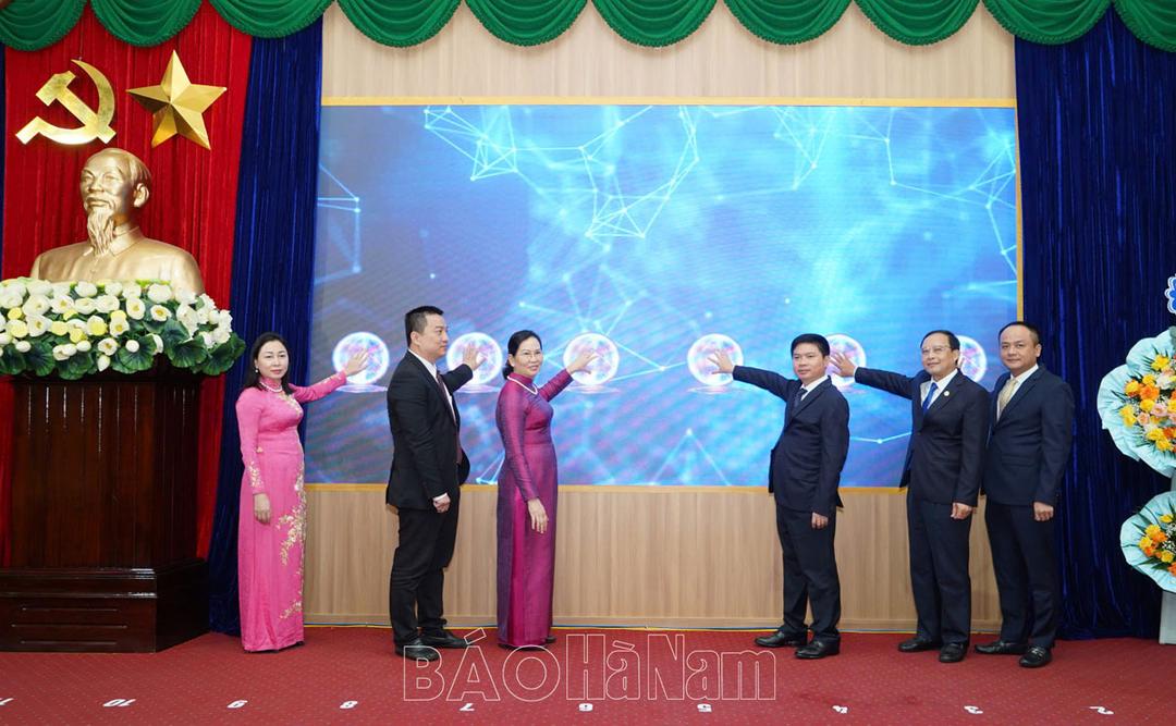 UBND tỉnh hưởng ứng Ngày Chuyển đổi số quốc gia năm 2024