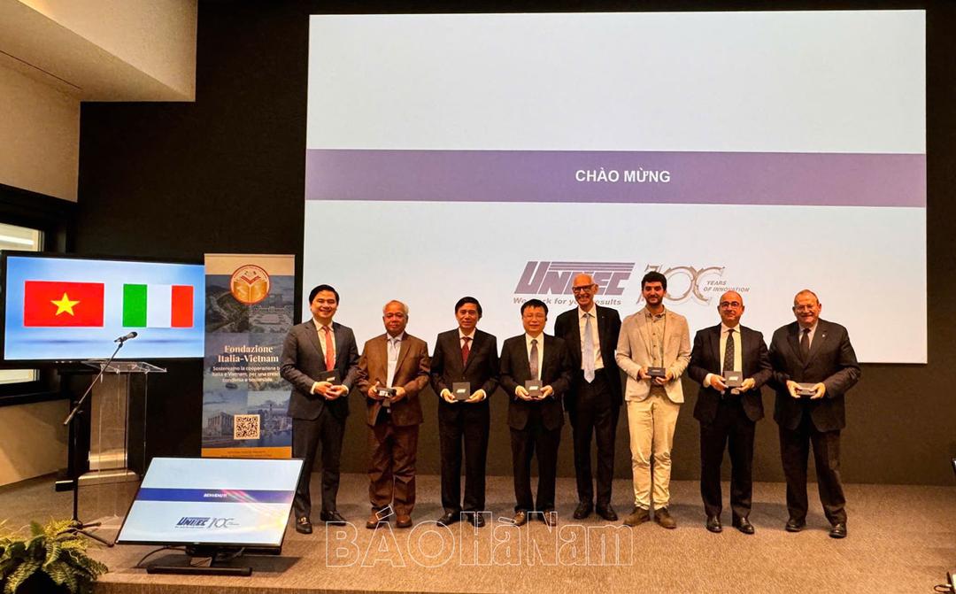 Đoàn công tác của tỉnh tham dự Hội thảo về hợp tác phát triển nông nghiệp tại Bologna, Italia