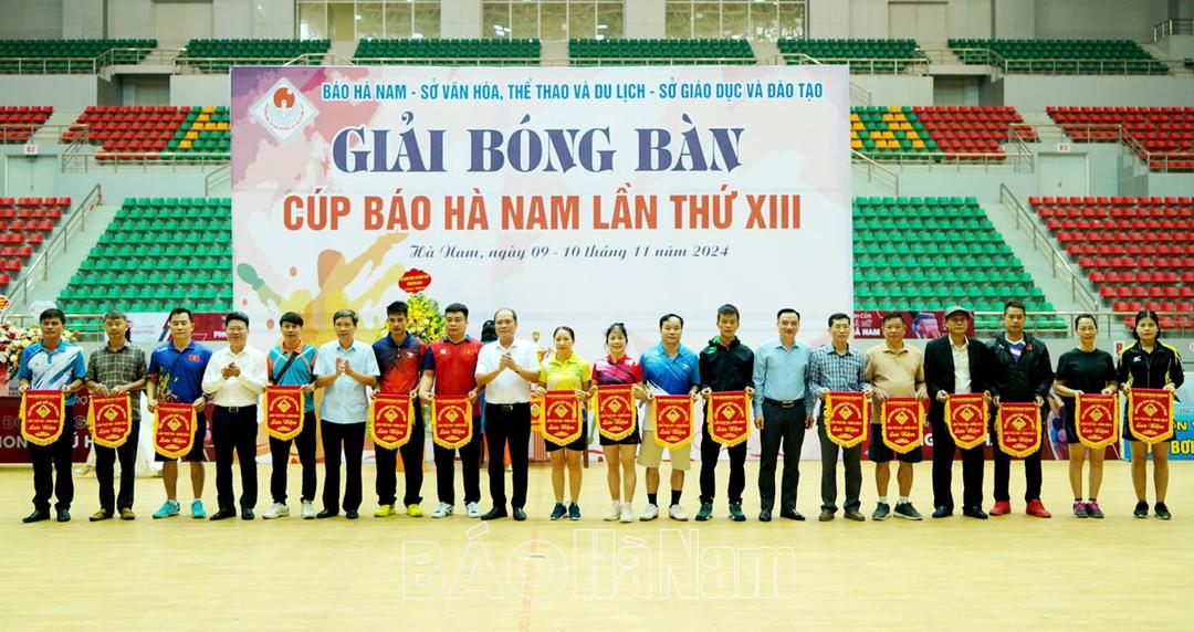 230 VĐV tham gia Giải Bóng bàn Cúp Báo Hà Nam lần thứ XIII năm 2024