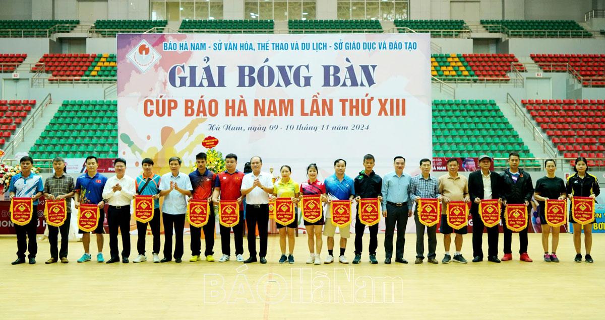 230 VĐV tham gia Giải Bóng bàn Cúp Báo Hà Nam lần thứ XIII năm 2024