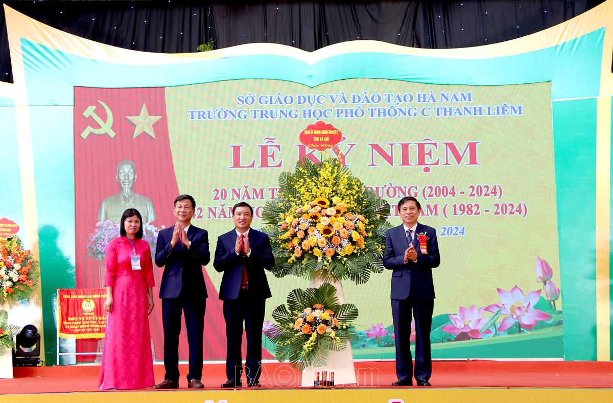 Trường THPT C Thanh Liêm kỷ niệm 20 năm ngày thành lập