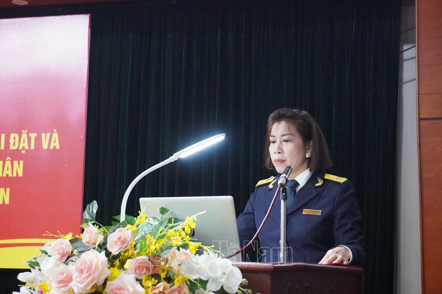 Chi cục Thuế khu vực Phủ Lý – Kim Bảng hướng dẫn cài đặt và sử dụng eTax Mobile cho 300 hộ kinh doanh