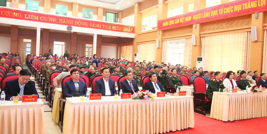 Thị xã Duy Tiên tổ chức gặp mặt cán bộ quân đội nghỉ hưu trên địa bàn